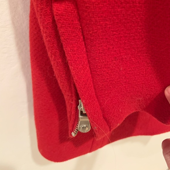 Red fitted Winter Jacket - Picture 4 of 5